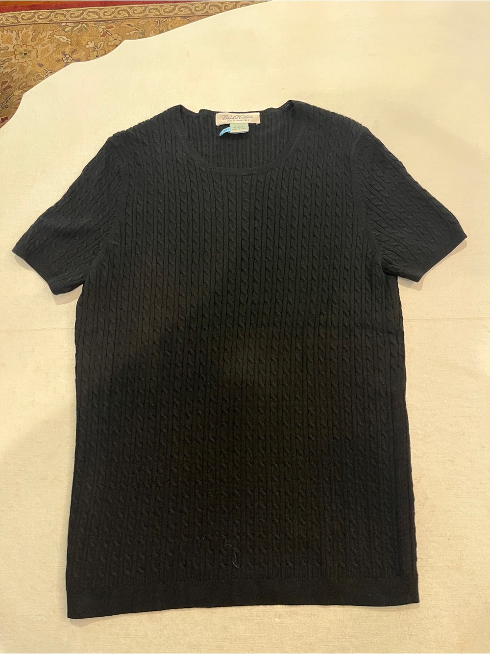 Brooks Brothers Black Short Sleeve Cable-Knit silk & cashmere sweater. GUC!